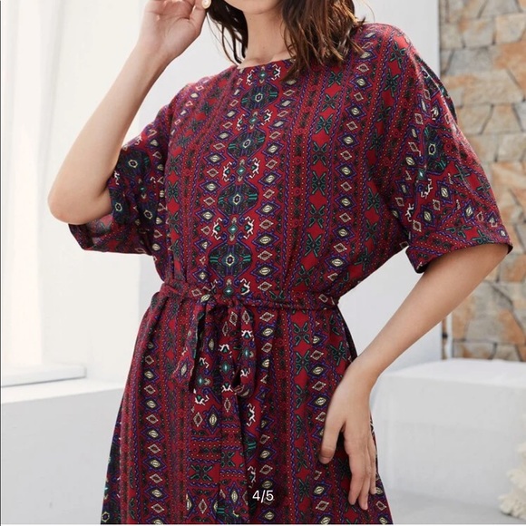 Graphic Print Burgundy Dress - Picture 3 of 5